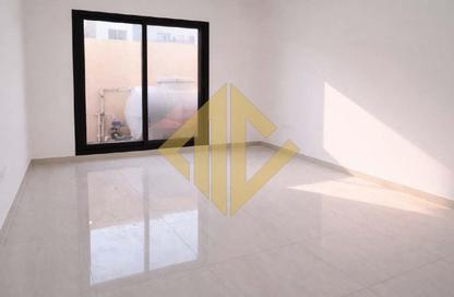 Villa - Studio - 7 Bathrooms for rent in Satwa Road - Al Satwa - Dubai