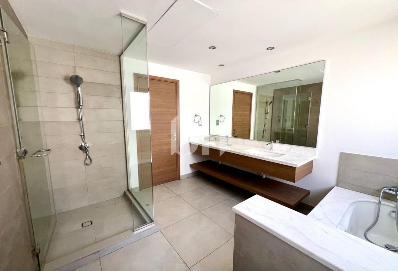 Vacant Soon | Excellent location | Viewable photo 18