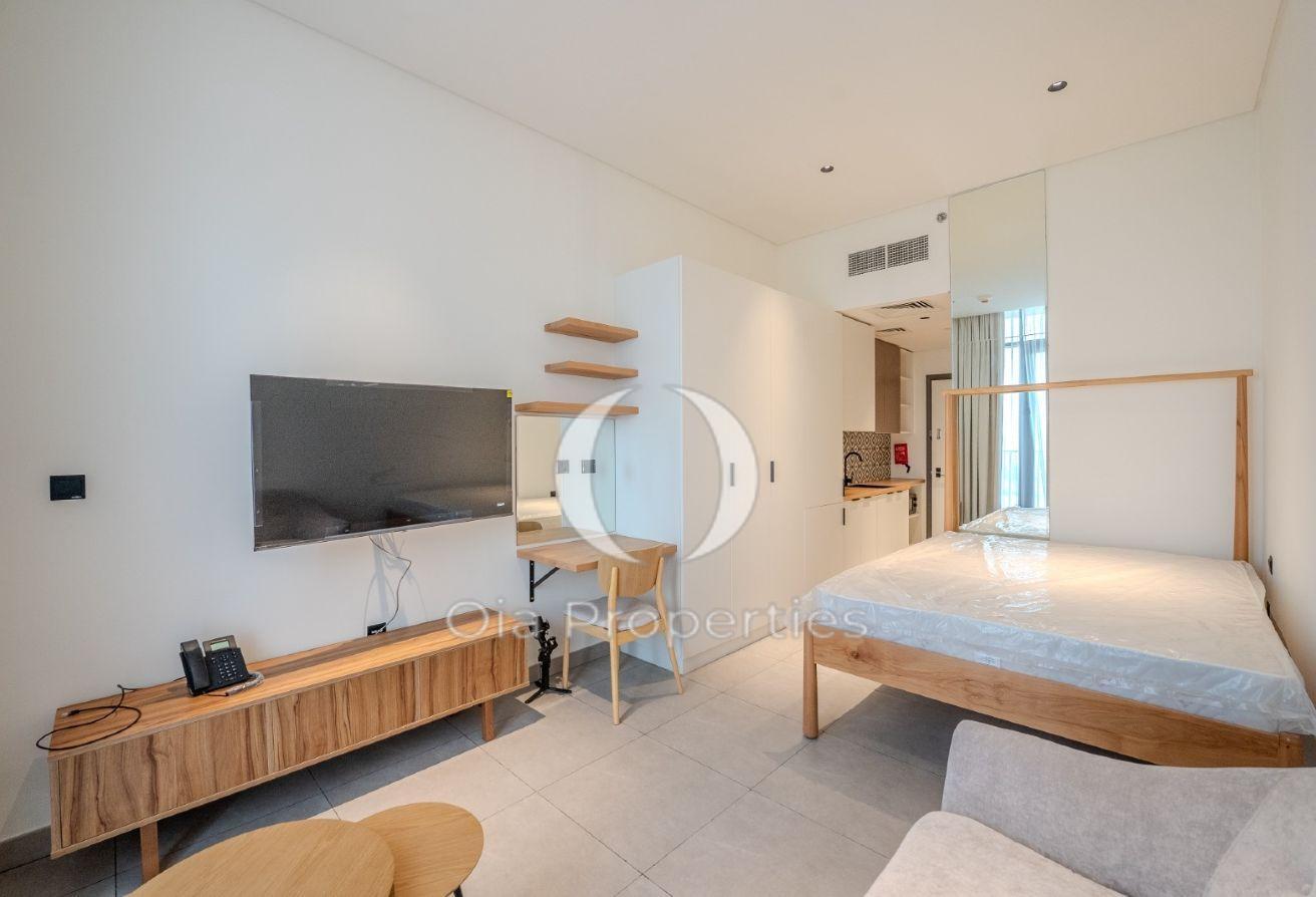 Furnished Studio | Modern Living | Prime JVT Area photo 5