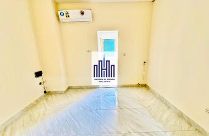 Apartment - Studio - 1 Bathroom for rent in Fire Station Road - Muwaileh - Sharjah