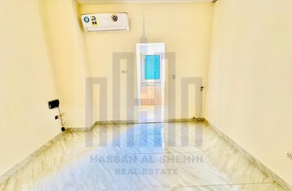 Apartment - Studio - 1 Bathroom for rent in Fire Station Road - Muwaileh - Sharjah Apartment - Studio - 1 Bathroom for rent in Fire Station Road - Muwaileh - Sharjah