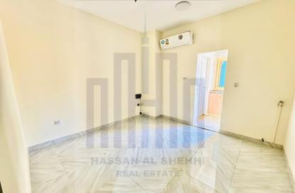 Apartment - Studio - 1 Bathroom for rent in Fire Station Road - Muwaileh - Sharjah Apartment - Studio - 1 Bathroom for rent in Fire Station Road - Muwaileh - Sharjah