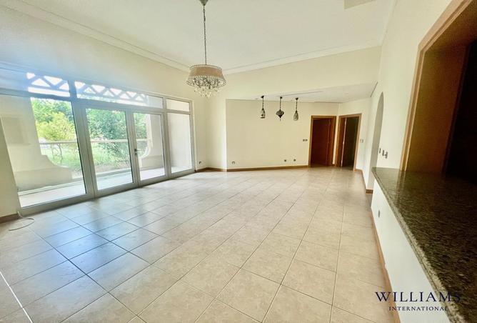 75411800 - Property Image 2