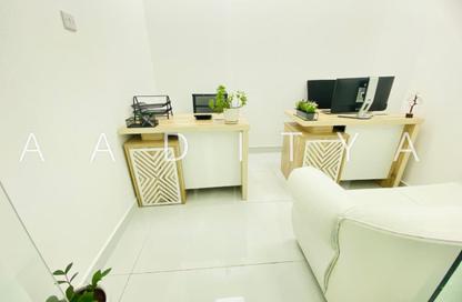 Office Space - Studio - 1 Bathroom for rent in Red Avenue - Al Garhoud - Dubai