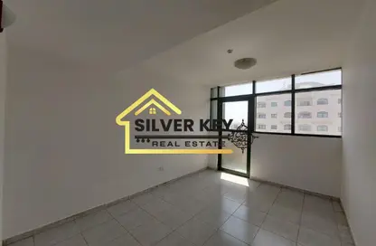 Apartment - 2 Bedrooms - 2 Bathrooms for rent in Abu Shagara building - Abu shagara - Sharjah