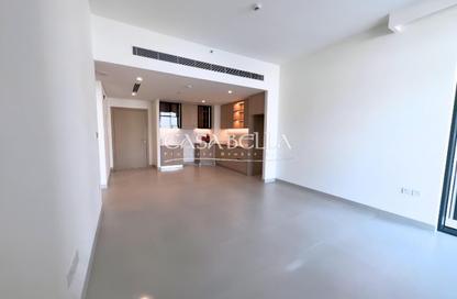 Apartment - 1 - 1 for rent in Golf Heights - The Views - Dubai