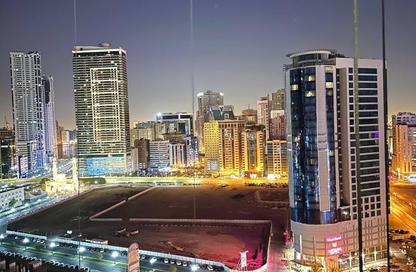 Apartment - 1 Bedroom - 1 Bathroom for rent in Al Khan Lagoon Tower - Al Khan Lagoon - Al Khan - Sharjah