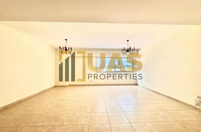 Apartment - 2 - 3 for rent in Blue Waves Residence - Al Mankhool - Bur Dubai - Dubai