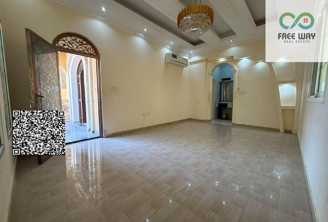 124729920 - Property Main Image