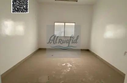 Labor Camp - Studio - 7+ Bathrooms for rent in Al Jurf Industrial 1 - Al Jurf Industrial - Ajman