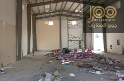 Warehouse - Studio - 4 Bathrooms for rent in Umm Al Thuoob - Umm Al Quwain