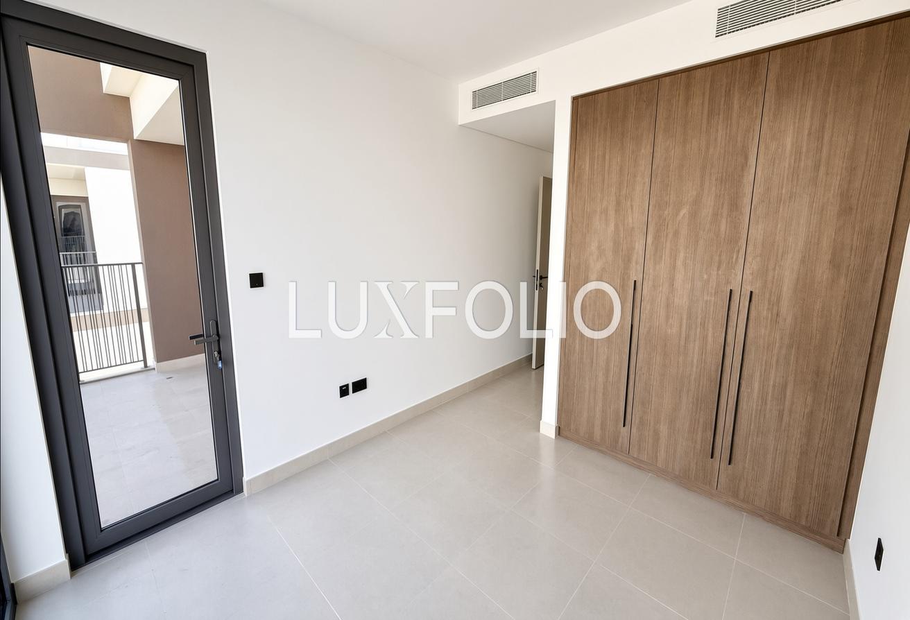 Greenbelt | Opposite Amenities | 5 Bed Variant photo 10