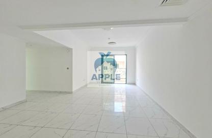 Apartment - 3 - 3 for rent in Muwailih Building - Muwaileh - Sharjah