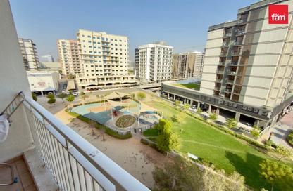 Apartment - 2 - 3 for sale in Mazaya 18 - Queue Point - Liwan - Dubai