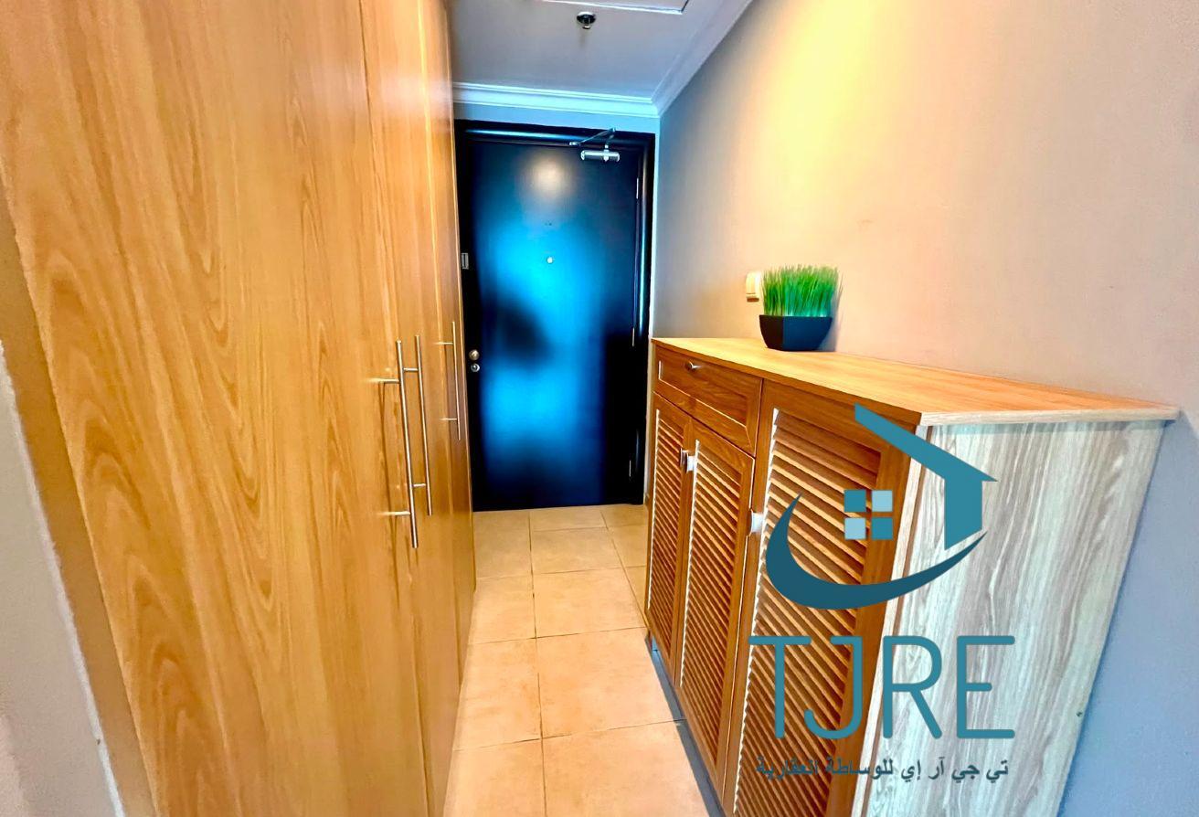 Studio Apartment in Zumurud Tower, Dubai Marina photo 6