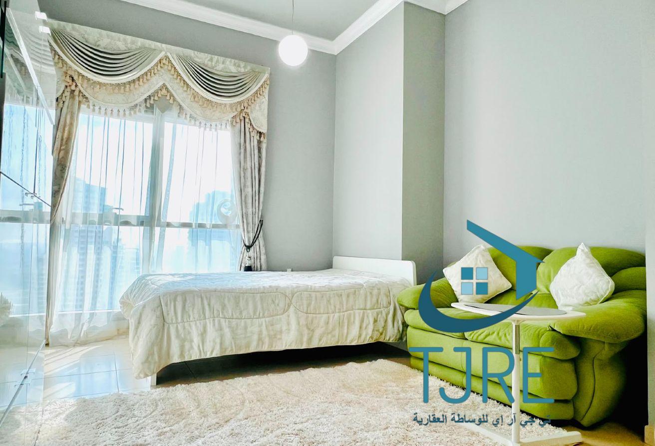 Studio Apartment in Zumurud Tower, Dubai Marina photo 5