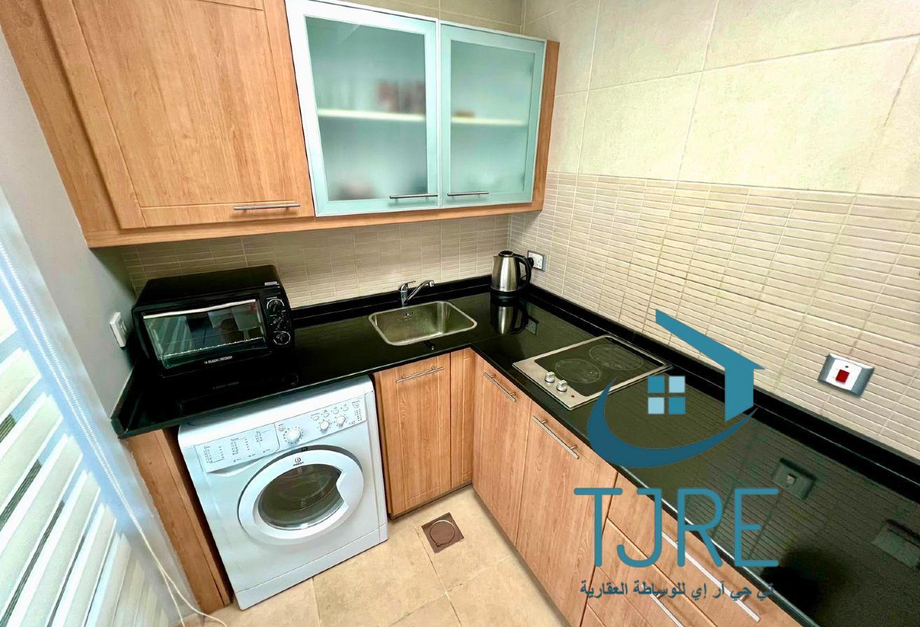 Studio Apartment in Zumurud Tower, Dubai Marina photo 12