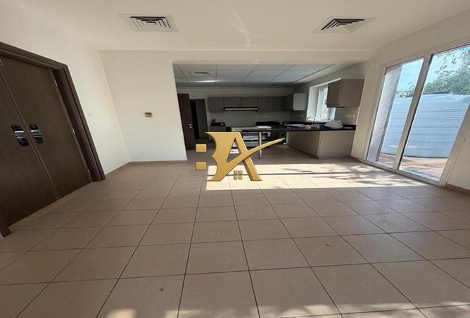 74644129 - الصورة الرئيسية للعقار