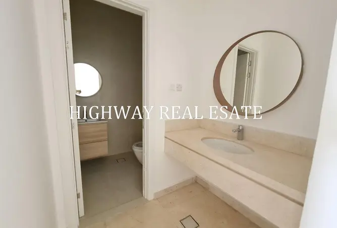 152820096 - Property Image 3