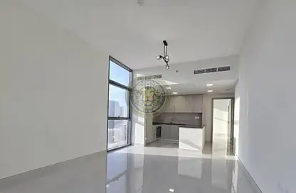 شقة - غرفة نوم - 2 حمامات للايجار في مساكن تايا - الفرجان - دبي