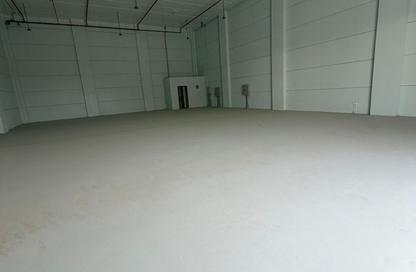 Warehouse - Studio - 1 for rent in Umm Al Thuoob - Umm Al Quwain
