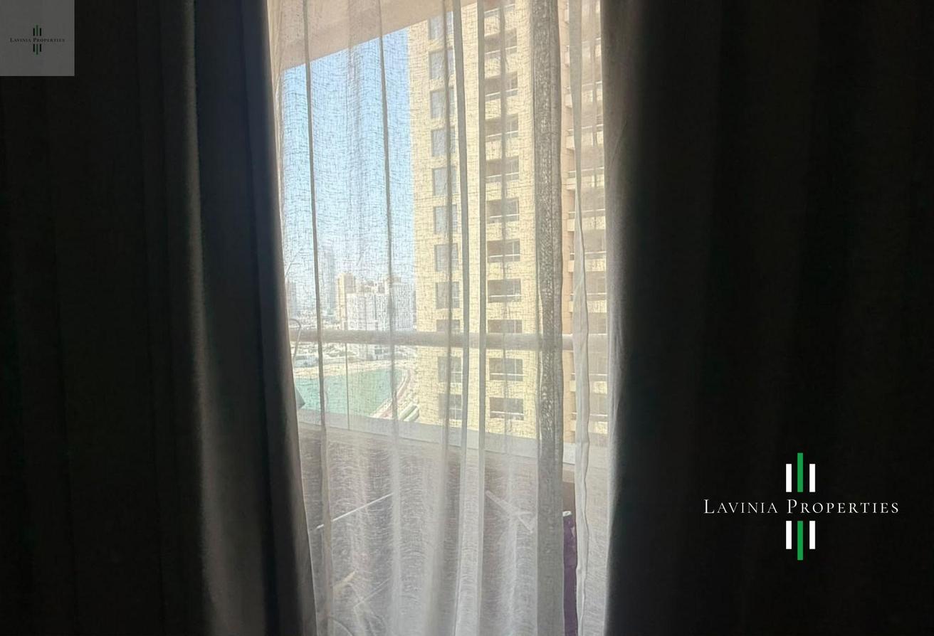 HOT DEAL | STUNNING FURNISHED STUDIO | VACANT photo 5