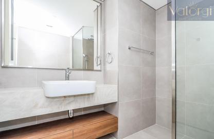 Apartment - 1 Bedroom - 2 Bathrooms for rent in Vista by Prestige One - Dubai Sports City - Dubai