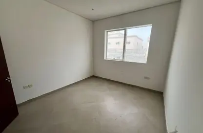 Apartment - 1 Bedroom - 2 Bathrooms for rent in Al Qulaya'ah - Al Sharq - Sharjah