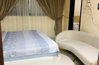 Apartment - Studio - 1 Bathroom for rent in Al Qulaya'ah - Al Sharq - Sharjah Apartment - Studio - 1 Bathroom for rent in Al Qulaya'ah - Al Sharq - Sharjah