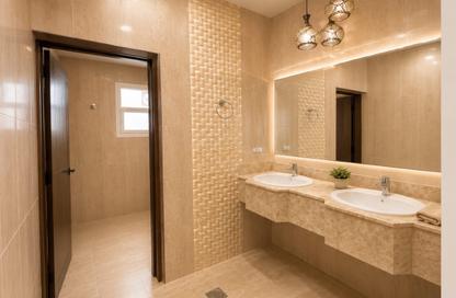 Villa - 4 - 6 for rent in Al Zaheya Gardens - Al Zahya - Ajman