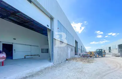 Warehouse - Studio - 2 Bathrooms for rent in Ras Al Khor Industrial - Ras Al Khor - Dubai