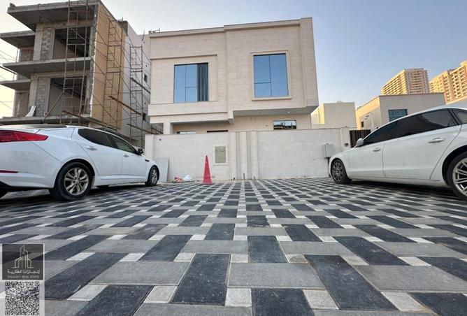 56950824 - Property Main Image