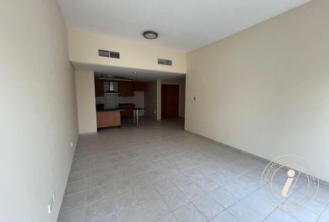 74241136 - صورة العقار 3