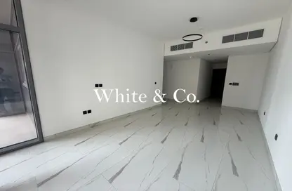 شقة - غرفة نوم - 2 حمامات للبيع في رويال ريجينسي - الخليج التجاري - دبي