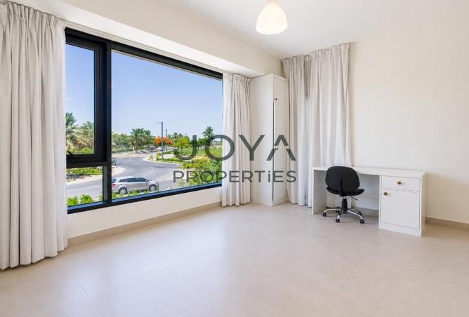 138752101 - Property Image 3