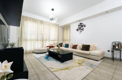 Apartment - 2 Bedrooms - 3 Bathrooms for rent in Marina Residences 6 - Marina Residences - Palm Jumeirah - Dubai