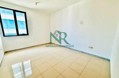 Apartment - 3 Bedrooms - 3 Bathrooms for rent in Al Najda Street - Abu Dhabi
