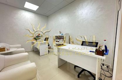 Office Space - Studio - 1 Bathroom for rent in Al Rostamani Building - Port Saeed - Deira - Dubai