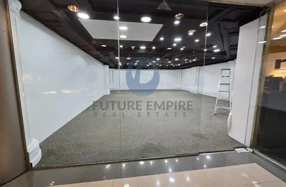 محل - استوديو - 2 حمامات للايجار في مركز الهرم - عود ميثاء - بر دبي - دبي