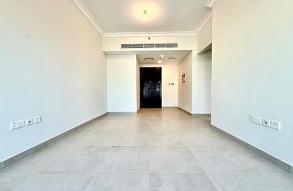 Apartment - 1 Bedroom - 1 Bathroom for rent in Tourist Club Area - Abu Dhabi