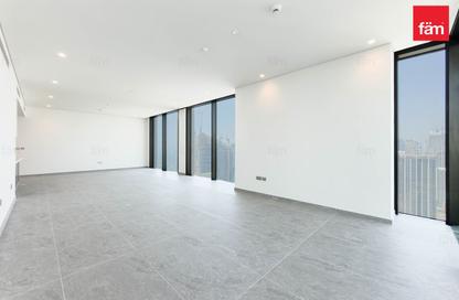 Apartment - 4 - 6 for rent in Peninsula Four - Peninsula - Business Bay - Dubai