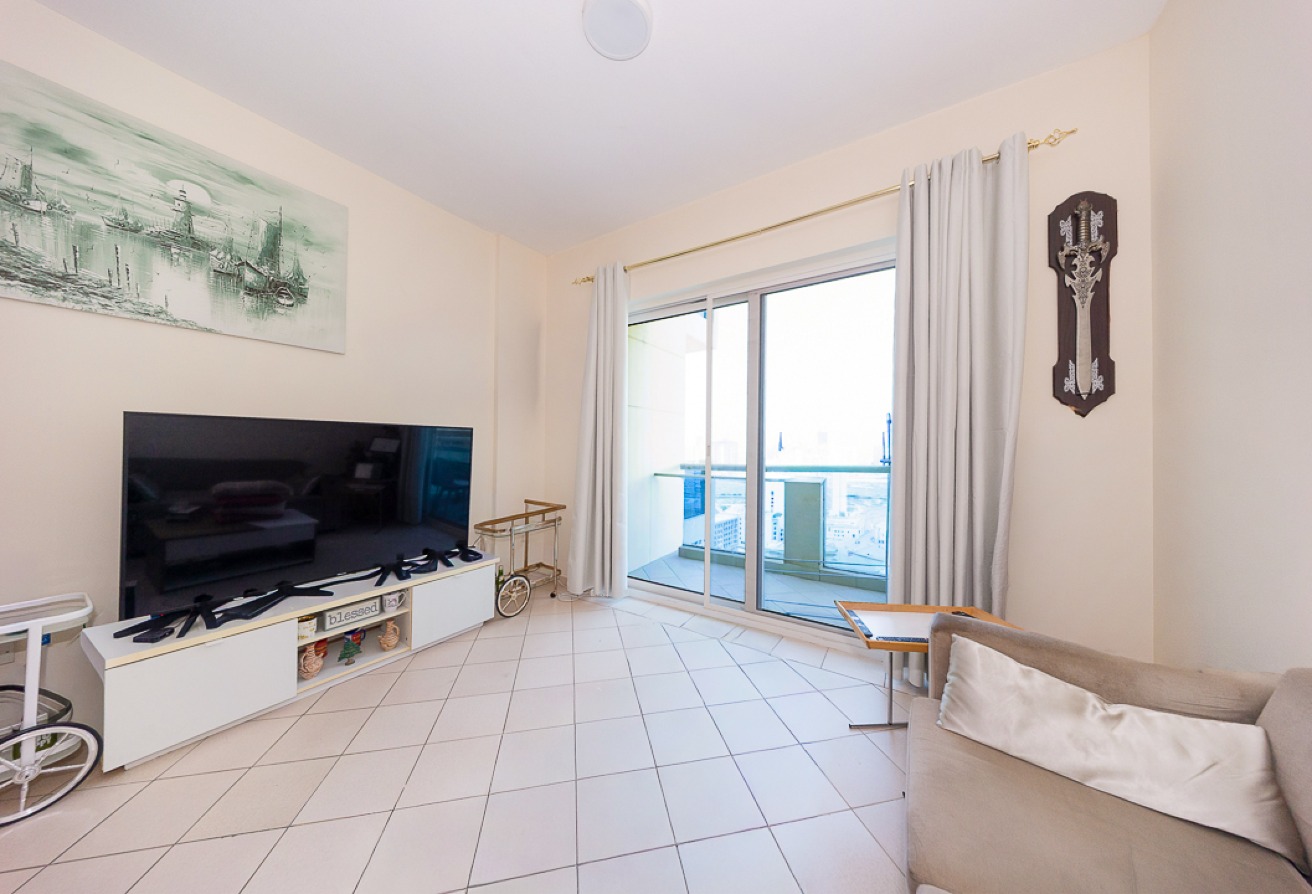 Studio apartment in Lago Vista C, Dubai Production City (IMPZ): 5