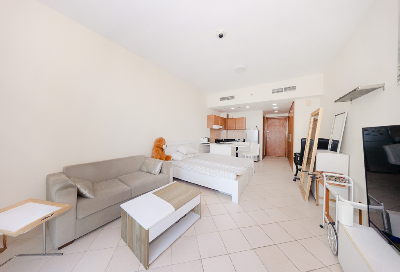 Studio apartment in Lago Vista C, Dubai Production City (IMPZ): 7