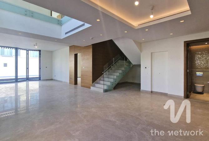 69053030 - Property Image 2