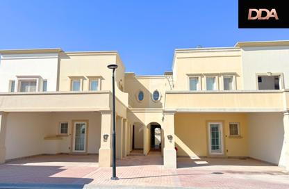 تاون هاوس - 2 - 3 للايجار في الينابيع 14 - الينابيع - دبي تاون هاوس - 2 - 3 للايجار في الينابيع 14 - الينابيع - دبي