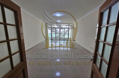 Apartment - 4 Bedrooms - 6 Bathrooms for rent in Al Majaz 3 - Al Majaz - Sharjah Apartment - 4 Bedrooms - 6 Bathrooms for rent in Al Majaz 3 - Al Majaz - Sharjah