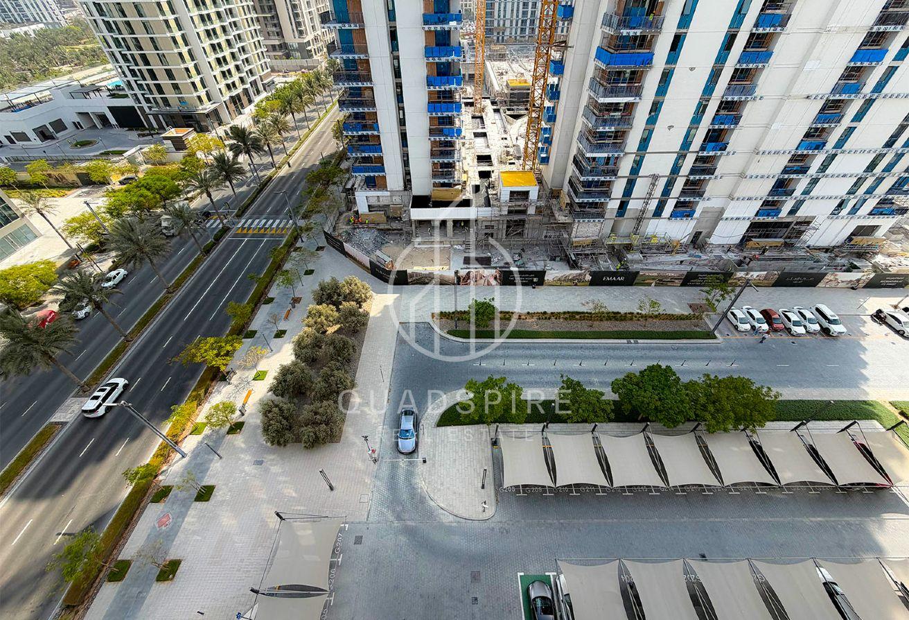 1 Bedroom Apartment | Vacant | Pool View photo 17
