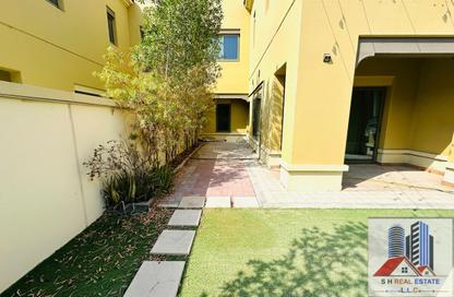 Townhouse - 4 - 5 for rent in Mushrif Village - Mirdif - Dubai