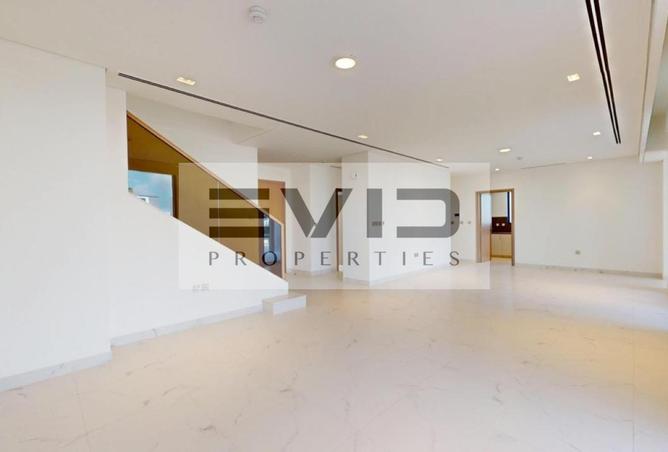 93142013 - Property Image 2