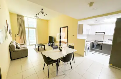 شقة - غرفة نوم - 2 حمامات للايجار في جليتز 3 - جليتز - ستوديو سيتي - دبي